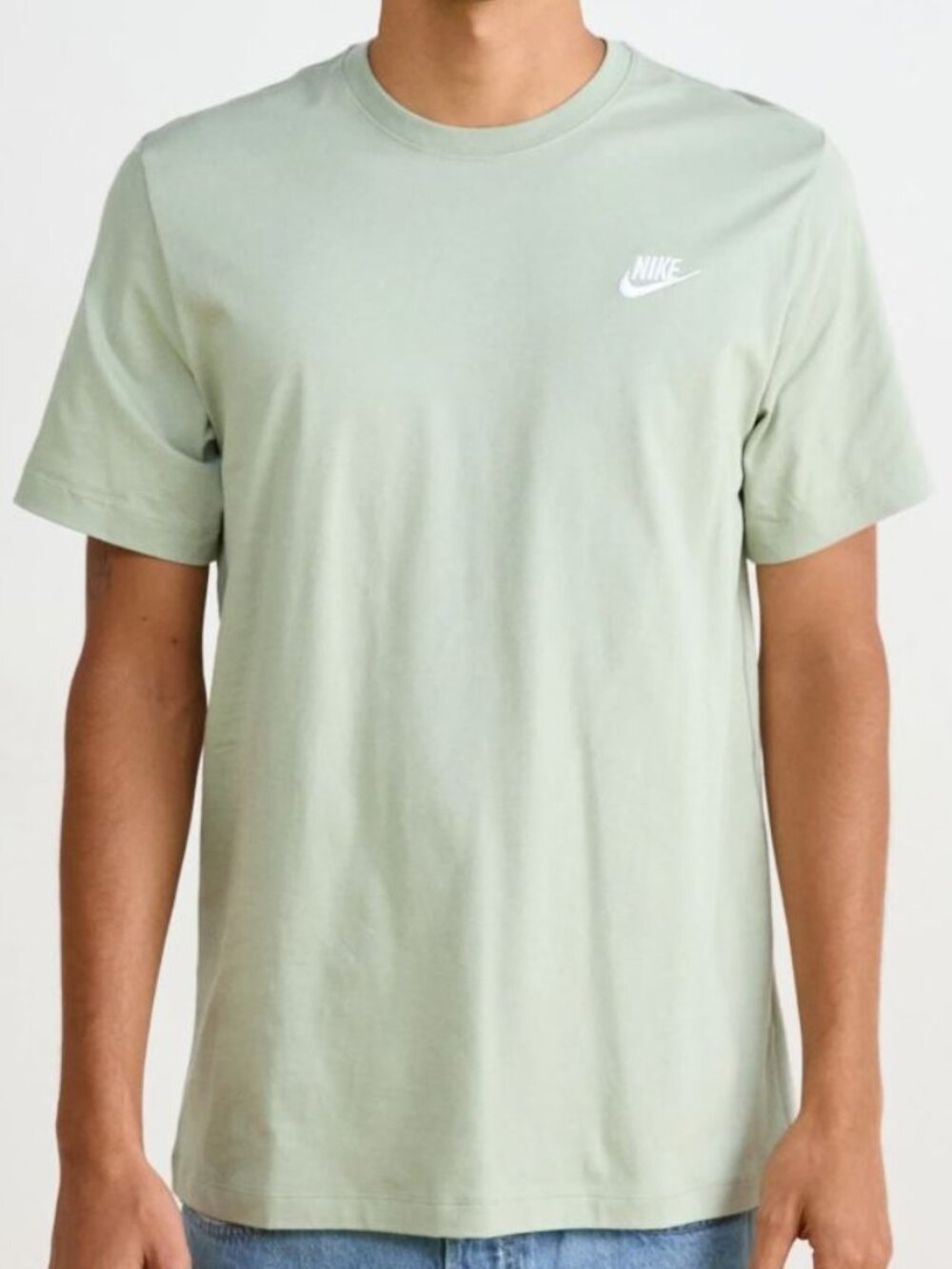 Nike || Basic T-Shirt in Seafoam Green, Unisex